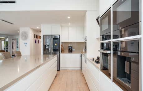 51, Pelican Waters Kitchen